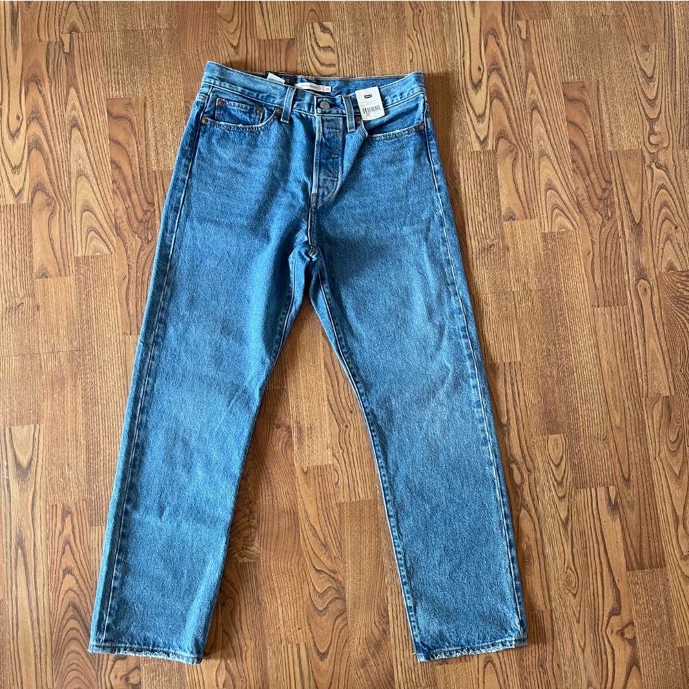 NWT Levi’s Wedgie Straight Jeans